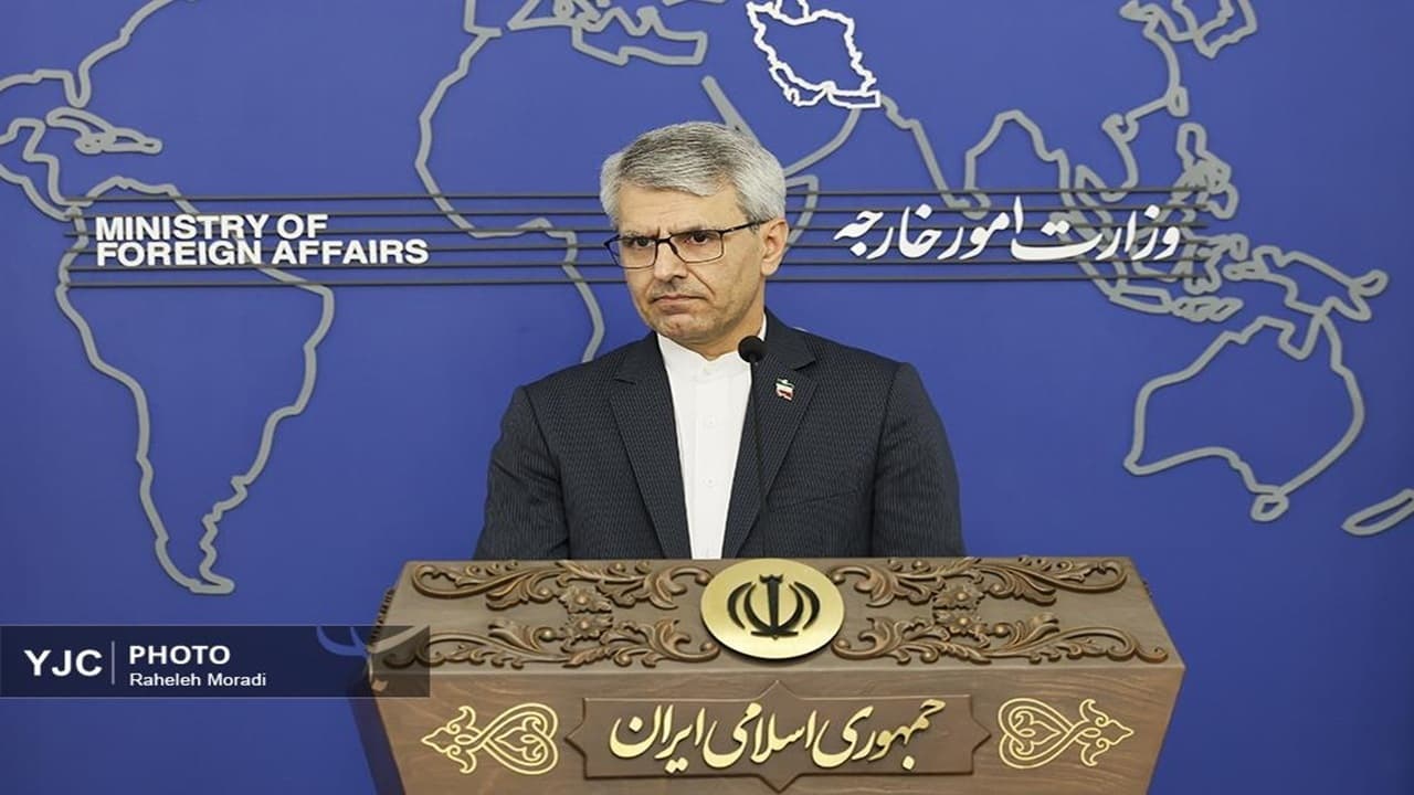 تصویر خبر: توافق با عمان بر سر تنگه هرمز به‌زودی نهایی می‌شود ناامن شدن خلیج فارس در نتیجه اقدامات قهری آمریکاست