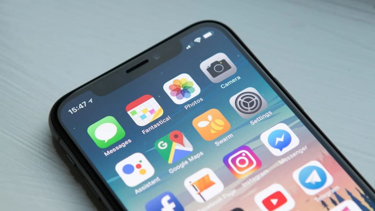 تصویر خبر: برای نخستین‌بار در تاریخ؛ هکرها سیستم‌عامل iOS را روی گوشی‌های اندرویدی اجرا کردند
