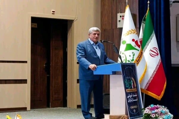 تصویر خبر: گسترش خدمات بیمه روستایی تا دورترین مناطق کردستان پیگیری می‌شود