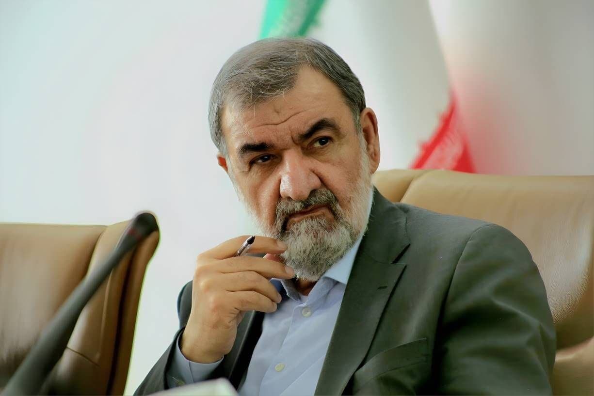 تصویر خبر: سرلشکر رضایی: آمریکایی‌ها باید اطمینان ما را جلب کنند