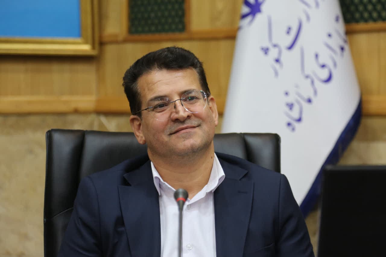 تصویر خبر: معاون استاندار: کرمانشاه می‌تواند به هاب لجستیک منطقه تبدیل شود