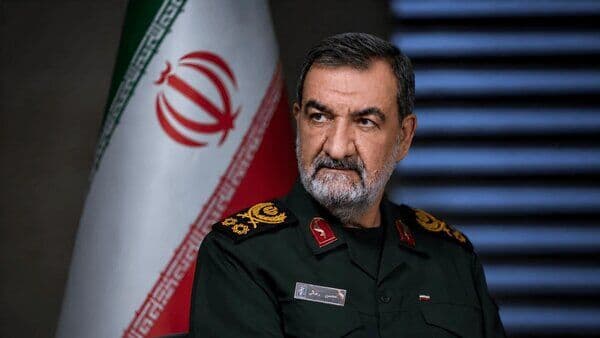 تصویر خبر: سرلشکر رضایی: آمریکا جلب اعتماد کند تا مذاکره کنیم