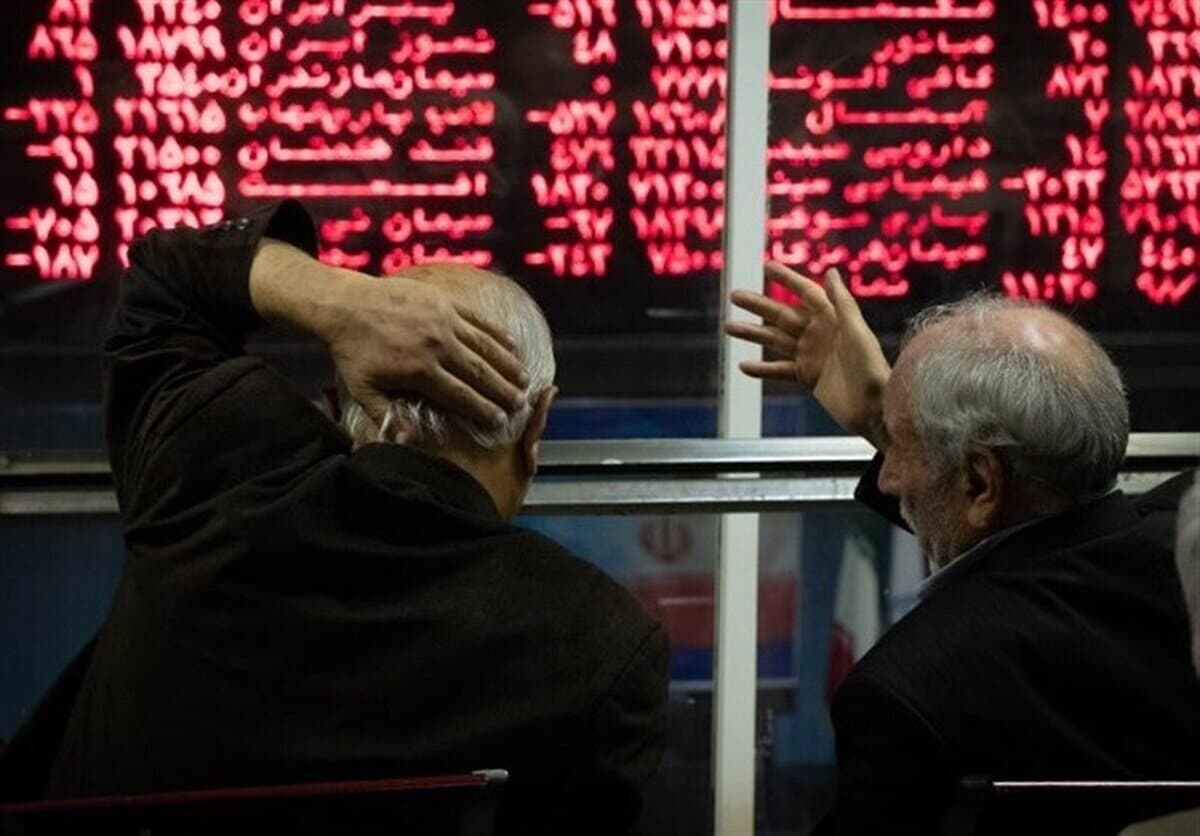 تصویر خبر: بورس امروز شنبه ۲۶ مهر ۱۴۰۵‌ / شاخص کل ۱۱۷ هزار و ۴۷۷ واحد افت کرد