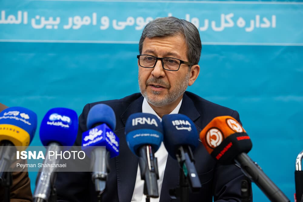 تصویر خبر: استاندار اصفهان: سپاهان مایه افتخار این شهر است