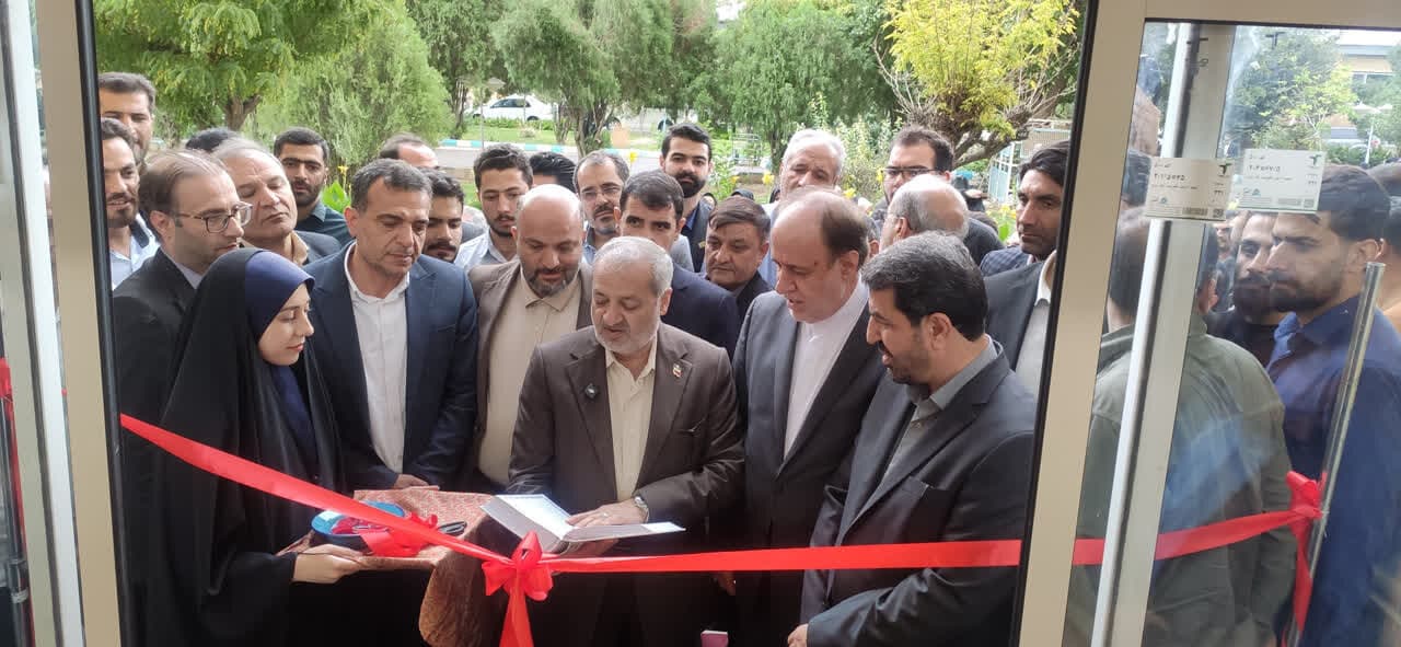 تصویر خبر: افتتاح ساختمان آموزشی دانشگاه فرهنگیان همدان با حضور وزیر آموزش‌وپرورش