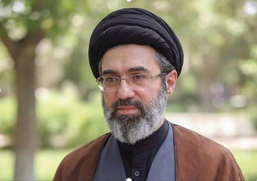 تصویر خبر: رهبر انقلاب: فراجا با رفتار اعتمادآفرین خود می‌تواند اعتماد مردم را به این نهاد ارزشمند ارتقاء ببخشد