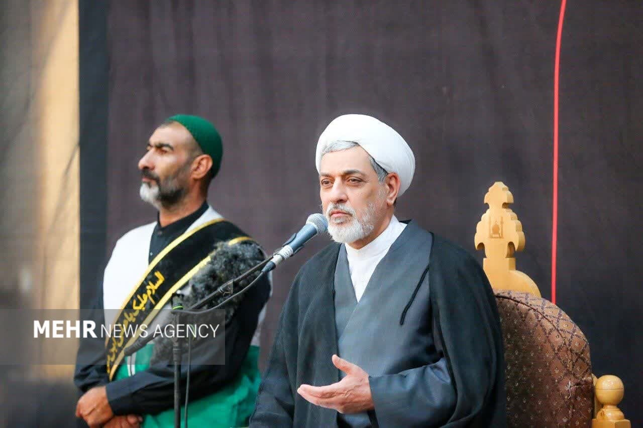 تصویر خبر: رفیعی: جایگاه عالم دینی در فرهنگ اسلامی بسیار والا است