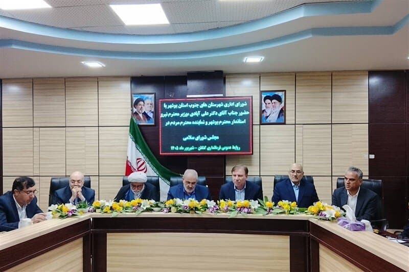 تصویر خبر: رئیس کمیسیون انرژی: ظرفیت آب‌شیرین‌کن دیر به ۵۰۰۰ مترمکعب افزایش یابد